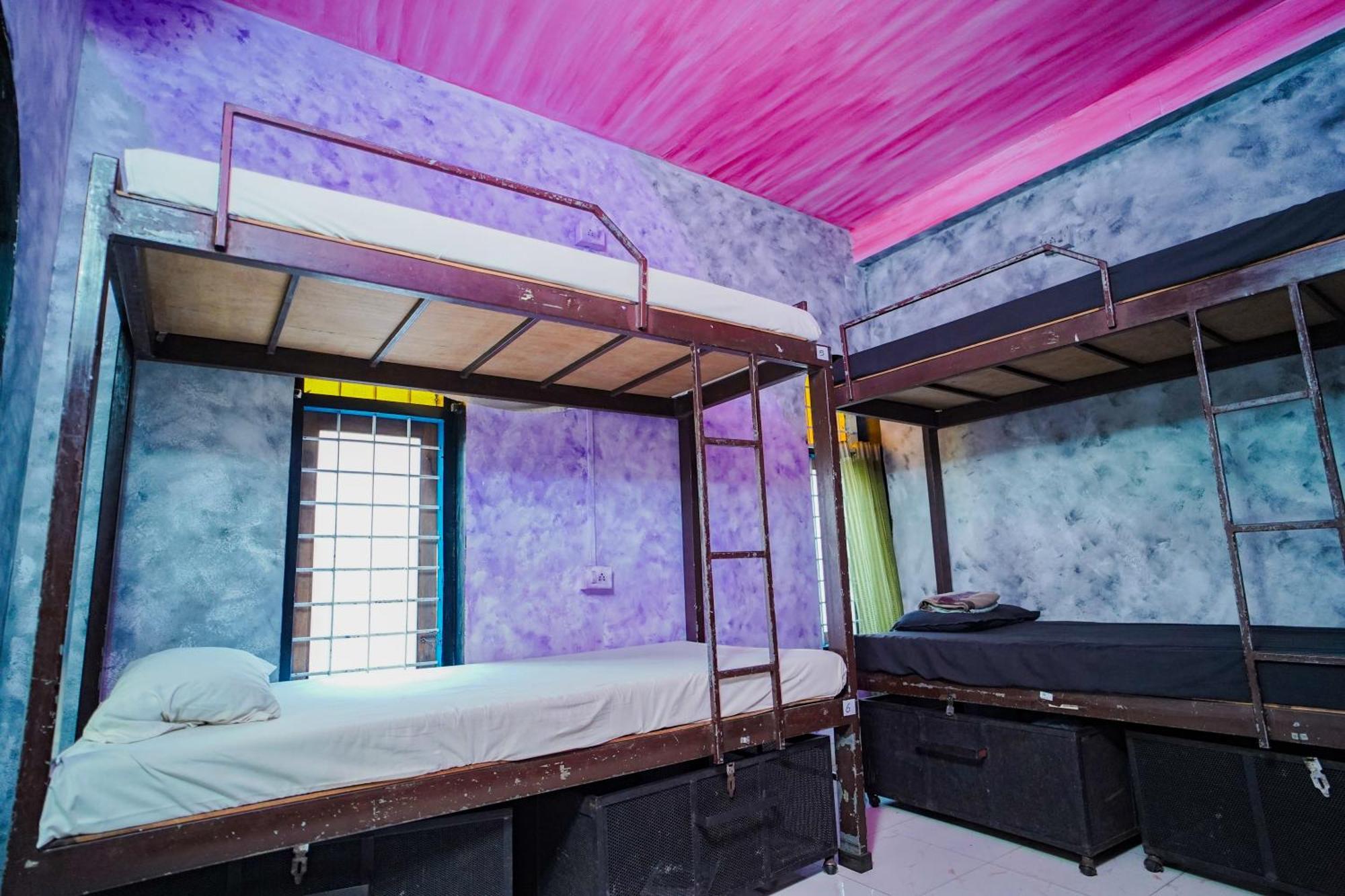 Santa Maria Hostel Munroe Island Mundrothuruth Ngoại thất bức ảnh